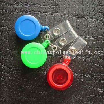 retractable badge holder round shape