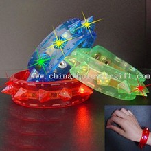Flashing Diamond Bracelet images
