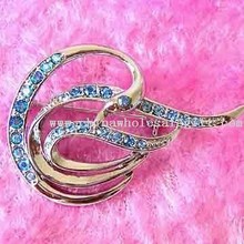 Swan Brooch images